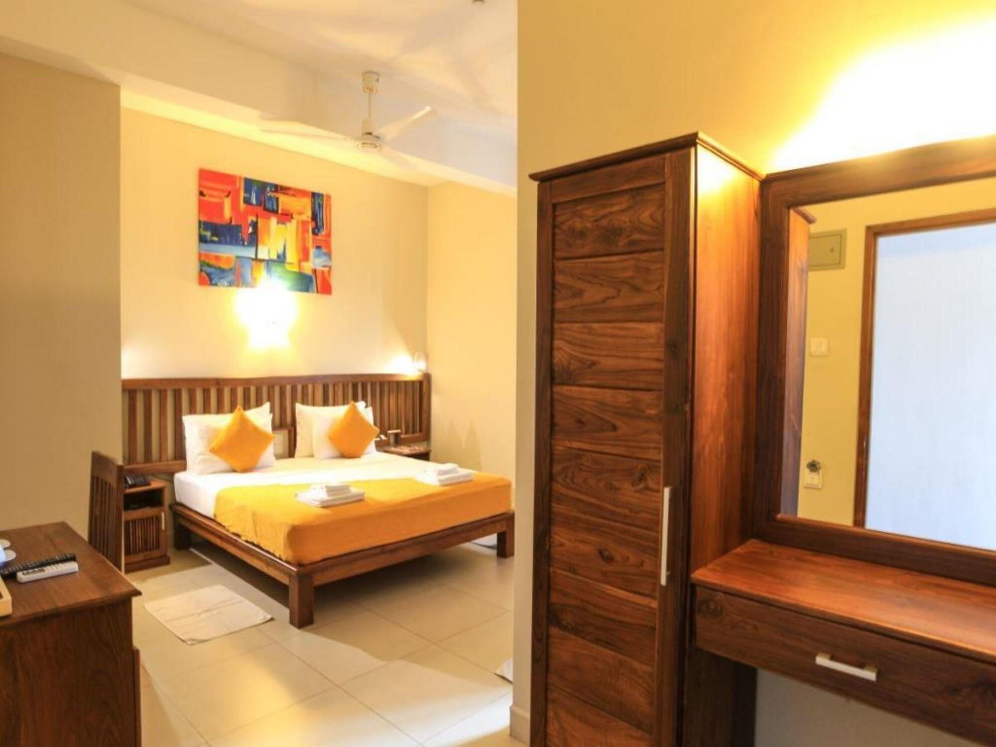Port View City Hotel Colombo Exterior photo